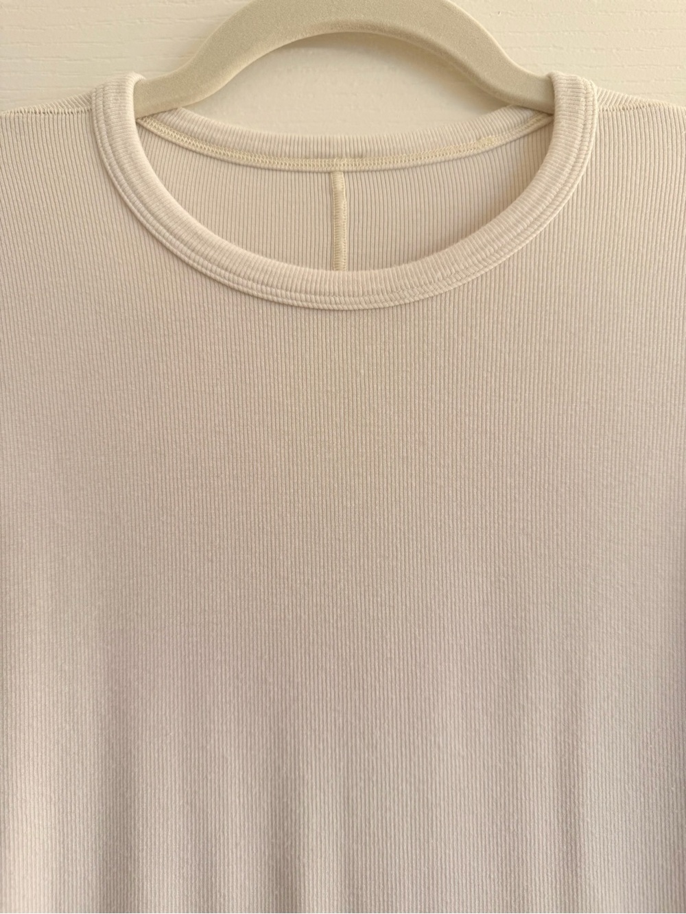 Lululemon top - Picture 2 of 3